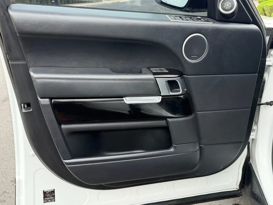 2014 Land Rover Range Rover L405 - Image 18 of 22