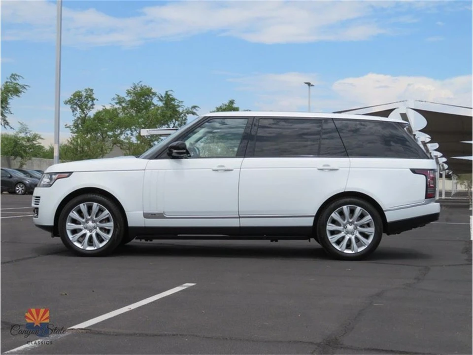 2014 Land Rover Range Rover L405 - Image 12 of 31