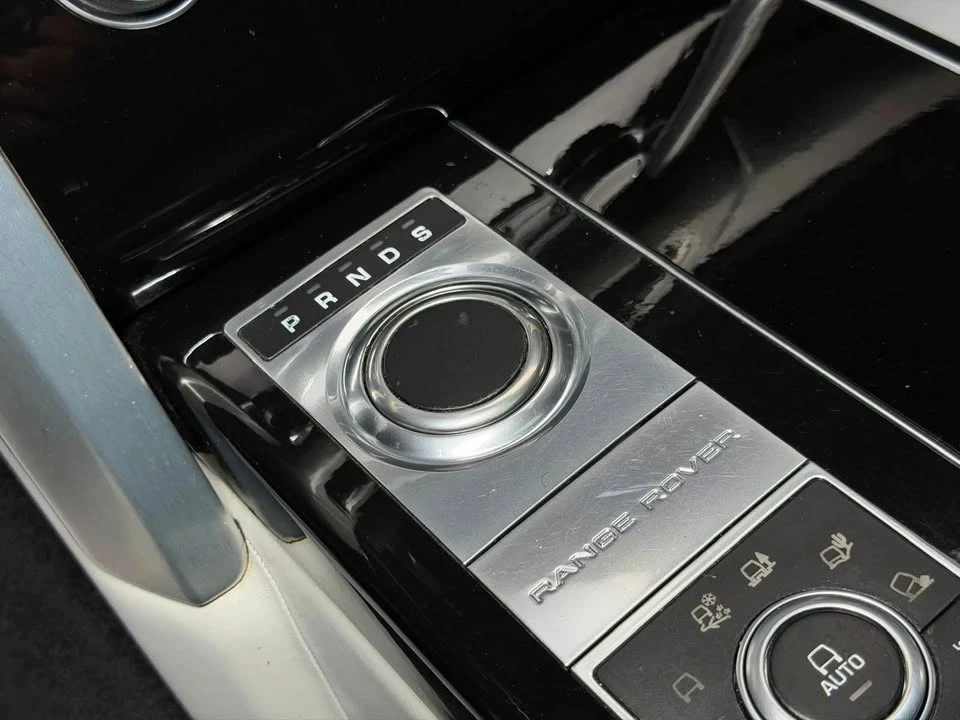 2014 Land Rover Range Rover L405 - Image 6 of 20