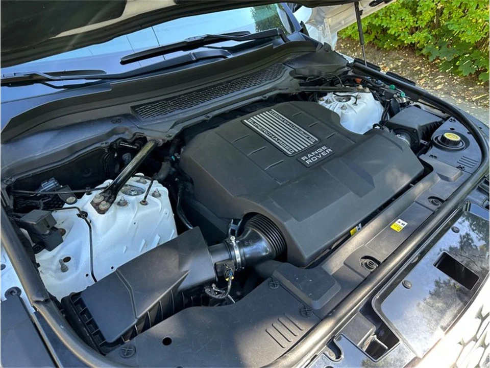 2014 Land Rover Range Rover L405 - Image 11 of 31