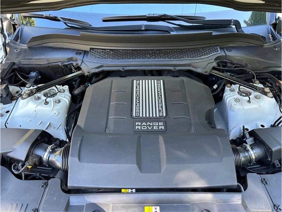 2014 Land Rover Range Rover L405 - Image 9 of 31