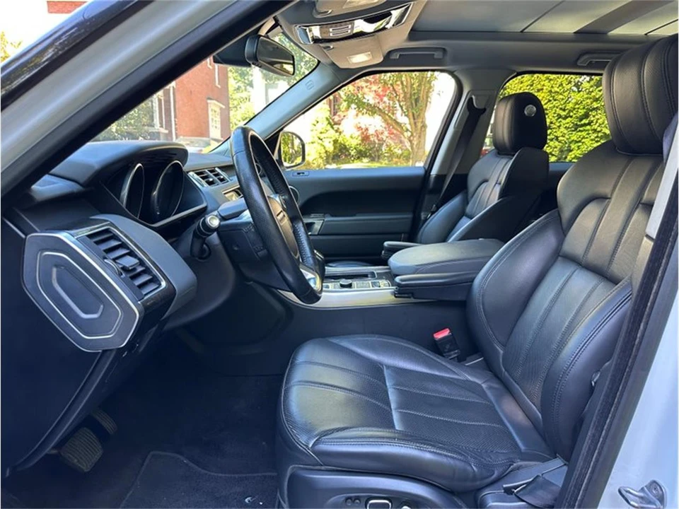 2014 Land Rover Range Rover L405 - Image 12 of 31