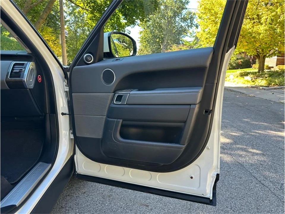 2014 Land Rover Range Rover L405 - Image 23 of 31