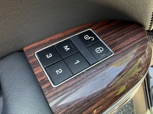 2014 Land Rover Range Rover L405 - Image 13 of 31