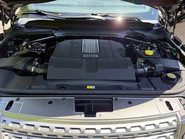 2014 Land Rover Range Rover L405 - Image 9 of 31