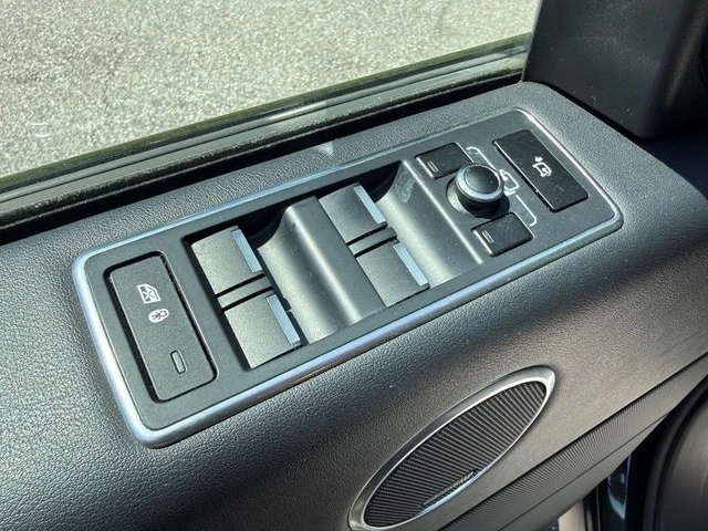 2014 Land Rover Range Rover L405 - Image 12 of 31