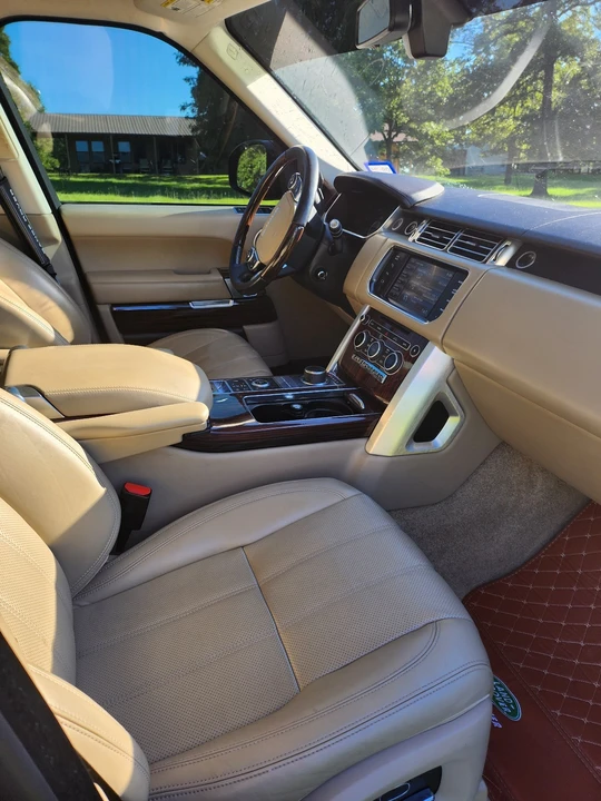 2014 Land Rover Range Rover L405 - Image 5 of 10