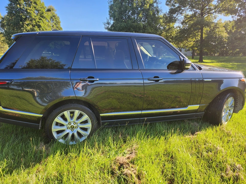 2014 Land Rover Range Rover L405 - Image 3 of 10