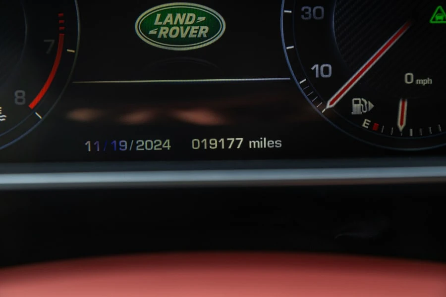 2014 Land Rover Range Rover L405 - Image 24 of 31