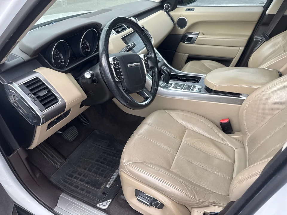 2014 Land Rover Range Rover Sport L494 - Image 17 of 26