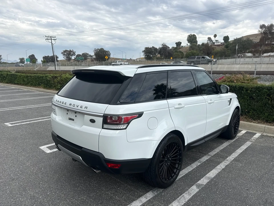 2014 Land Rover Range Rover Sport L494 - Image 5 of 26