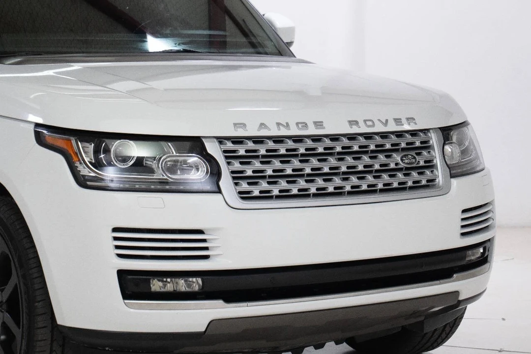 2014 Land Rover Range Rover L405 - Image 10 of 21