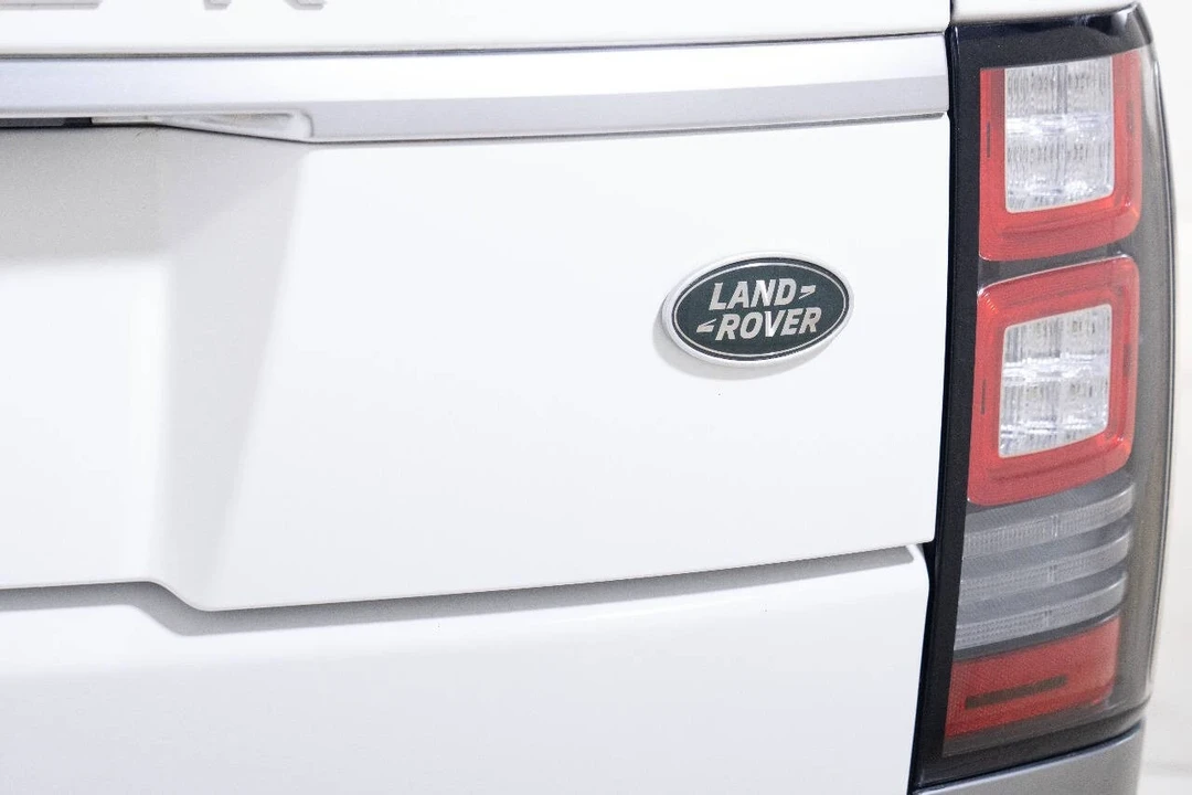 2014 Land Rover Range Rover L405 - Image 17 of 21