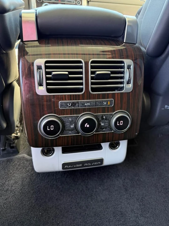 2014 Land Rover Range Rover L405 - Image 8 of 11