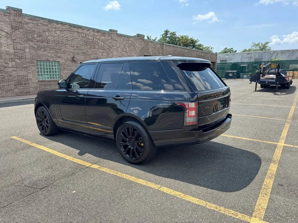 2014 Land Rover Range Rover L405 - Image 5 of 15