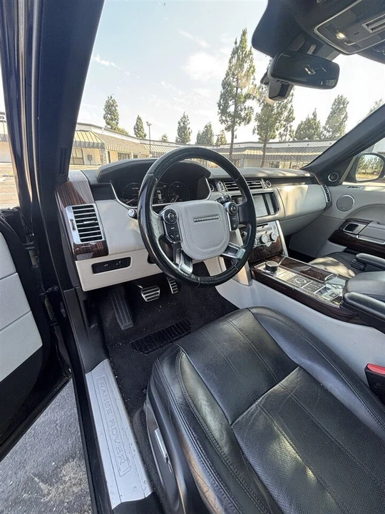 2014 Land Rover Range Rover L405 - Image 8 of 17