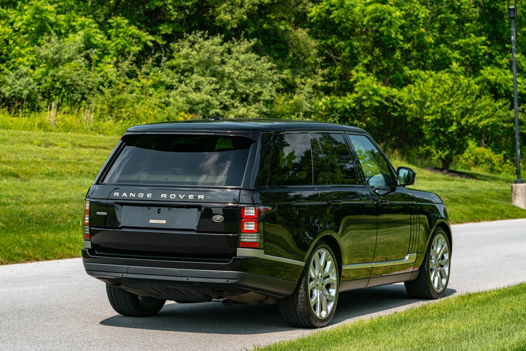 2014 Land Rover Range Rover L405 - Image 18 of 31