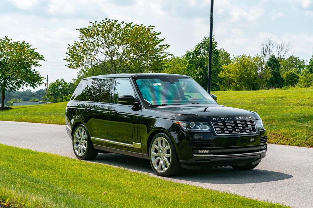 2014 Land Rover Range Rover L405 - Image 25 of 31