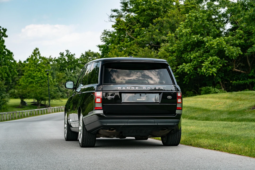 2014 Land Rover Range Rover L405 - Image 14 of 31