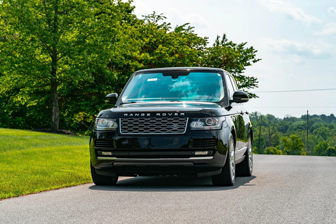 2014 Land Rover Range Rover L405 - Image 6 of 31