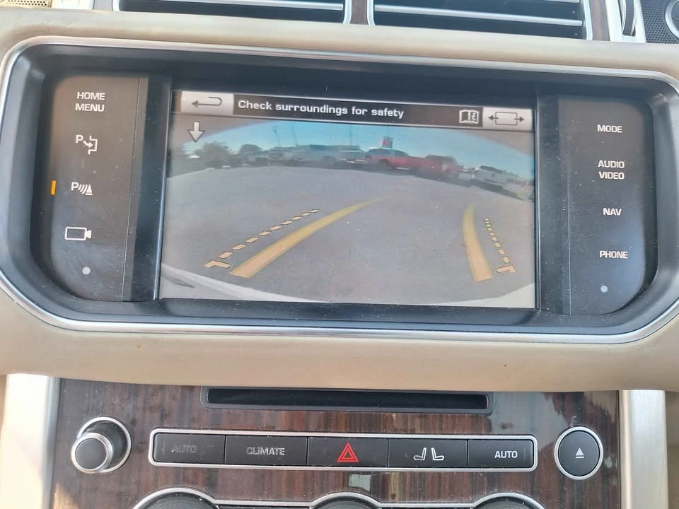 2014 Land Rover Range Rover L405 - Image 14 of 15