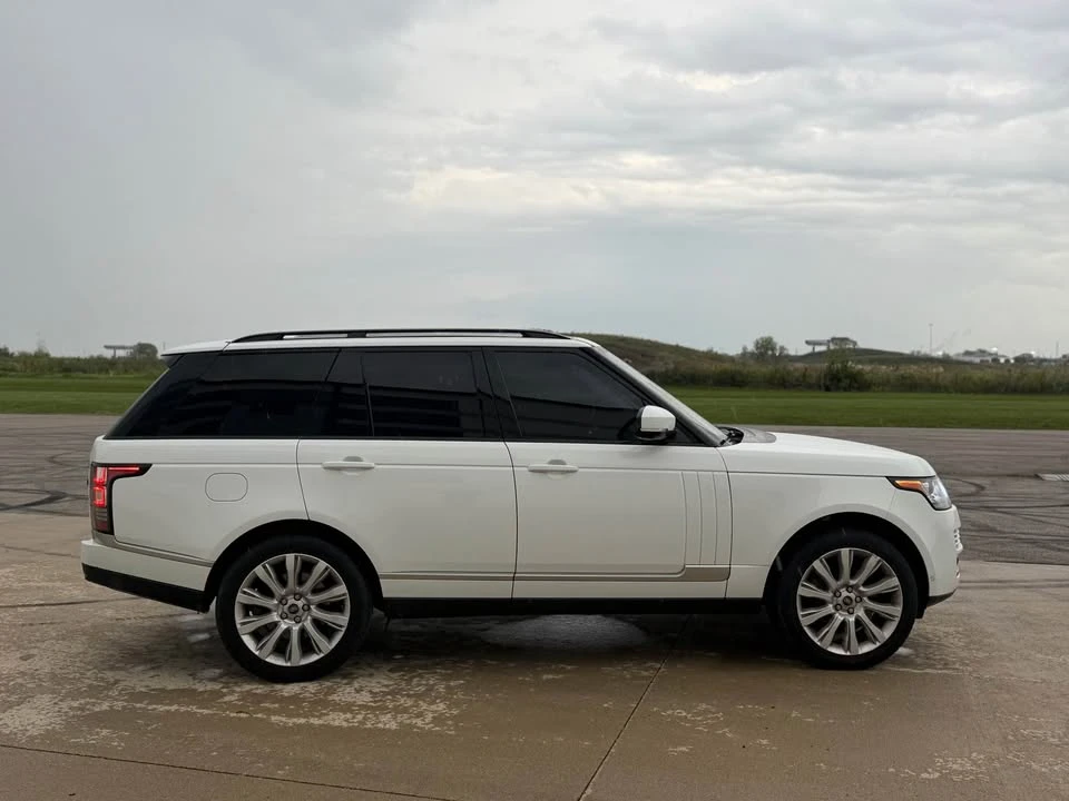 2014 Land Rover Range Rover L405 - Image 2 of 18