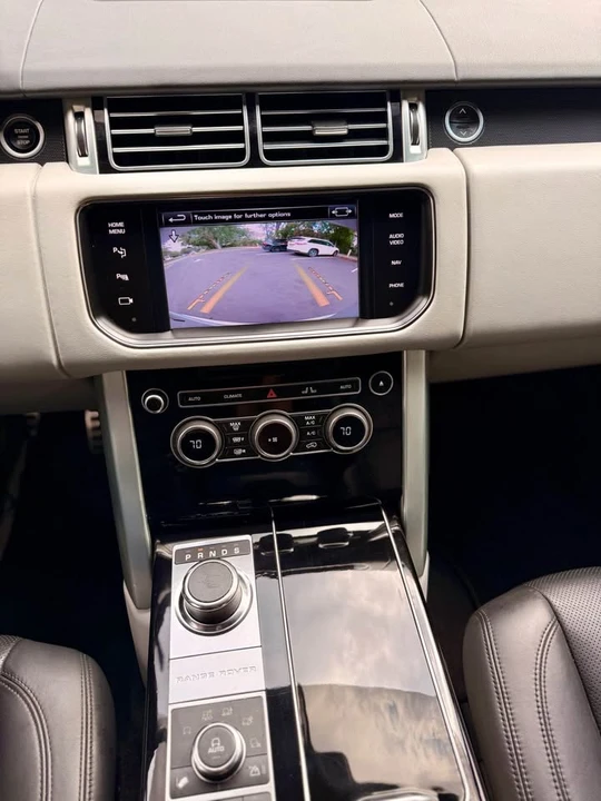 2014 Land Rover Range Rover L405 - Image 16 of 20