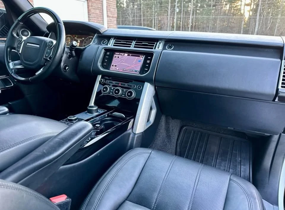 2014 Land Rover Range Rover L405 - Image 10 of 11