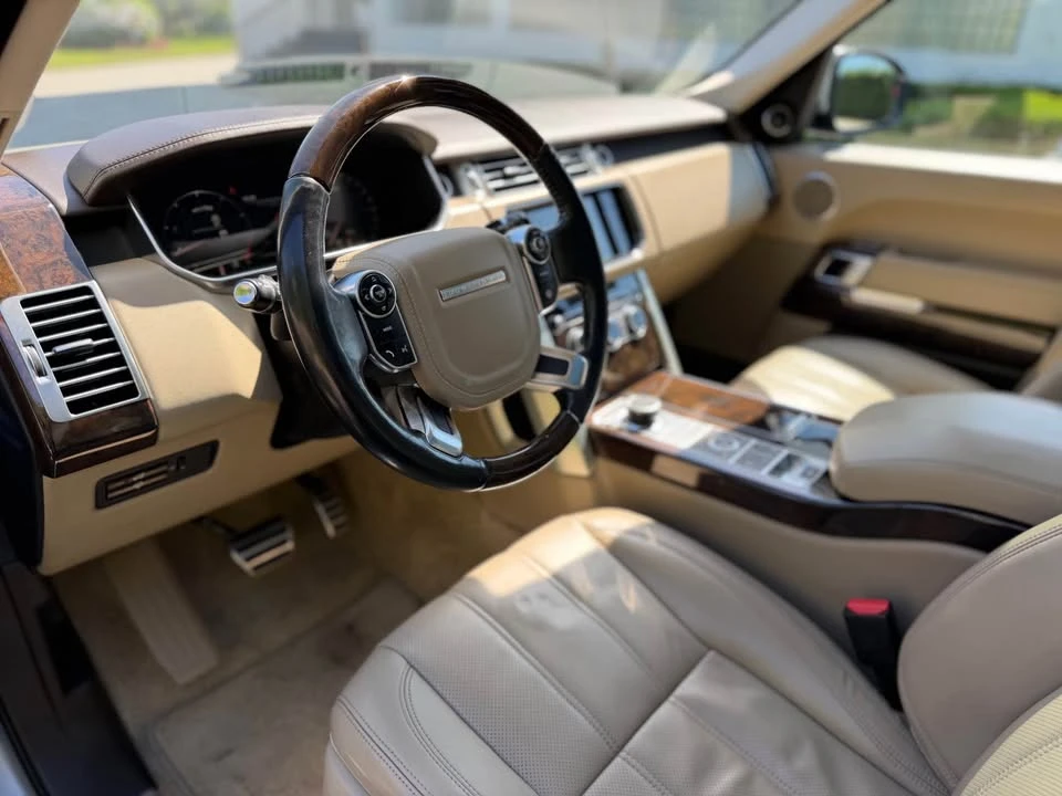 2014 Land Rover Range Rover L405 - Image 10 of 19