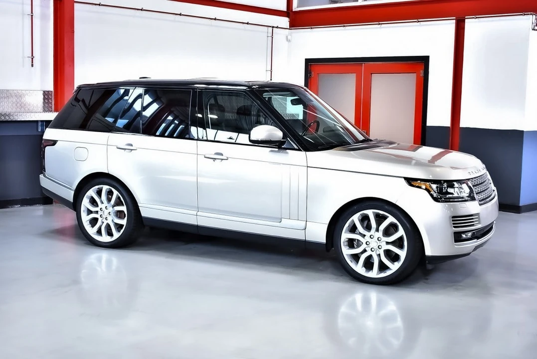 2026 Land Rover Range Rover L405 - Image 8 of 30
