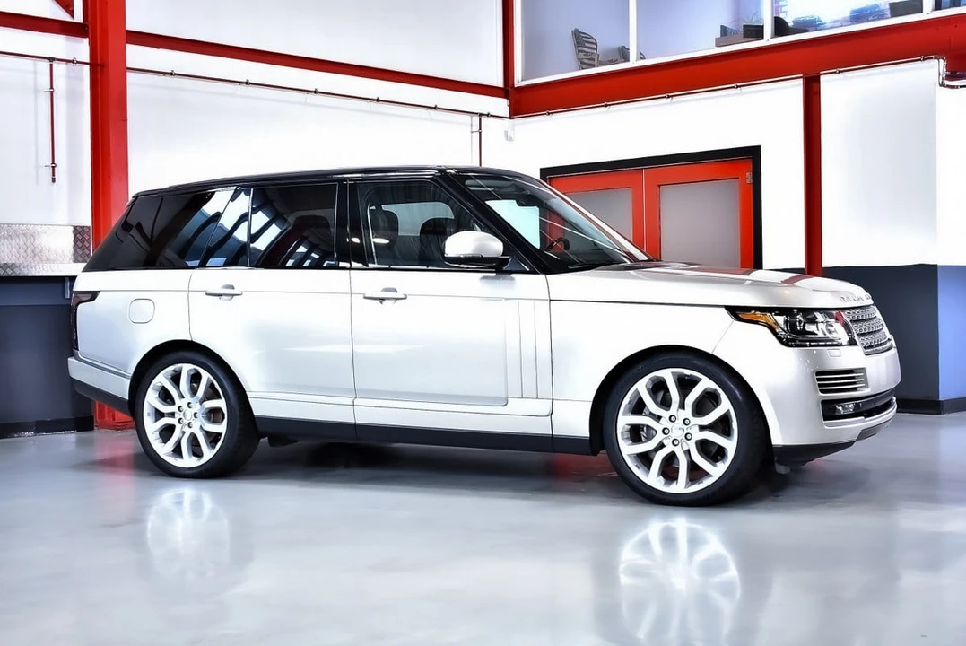 2026 Land Rover Range Rover L405 - Image 9 of 30