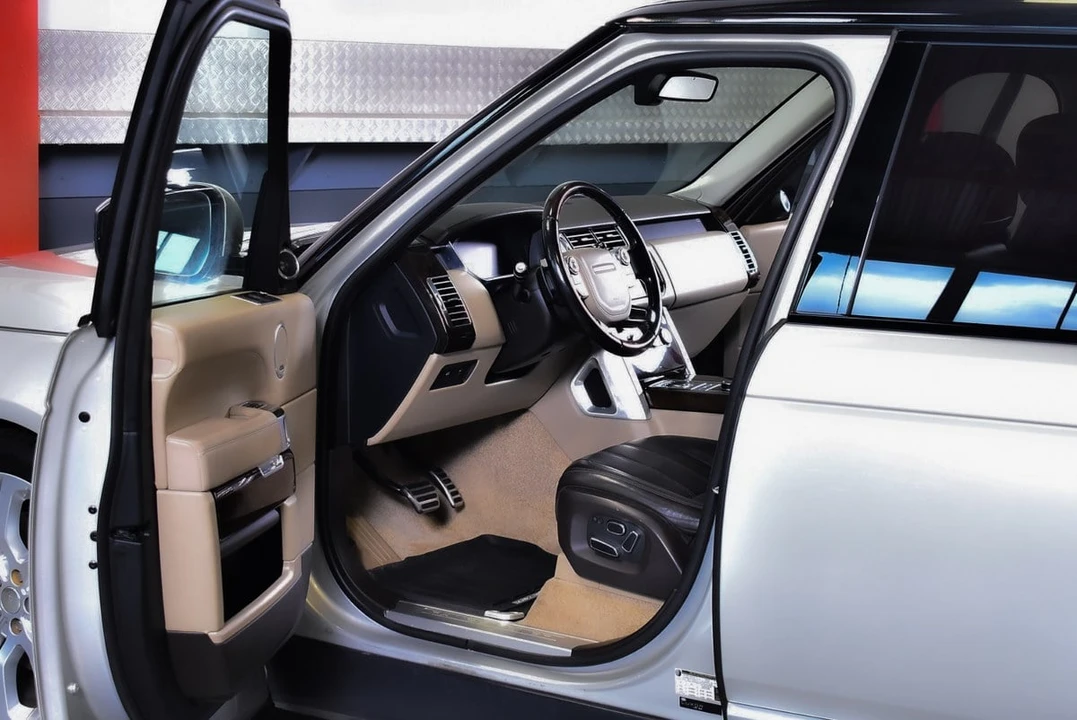 2026 Land Rover Range Rover L405 - Image 29 of 30
