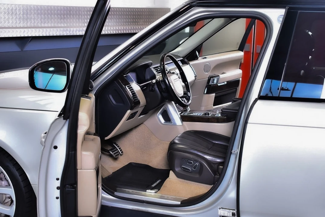 2026 Land Rover Range Rover L405 - Image 30 of 30