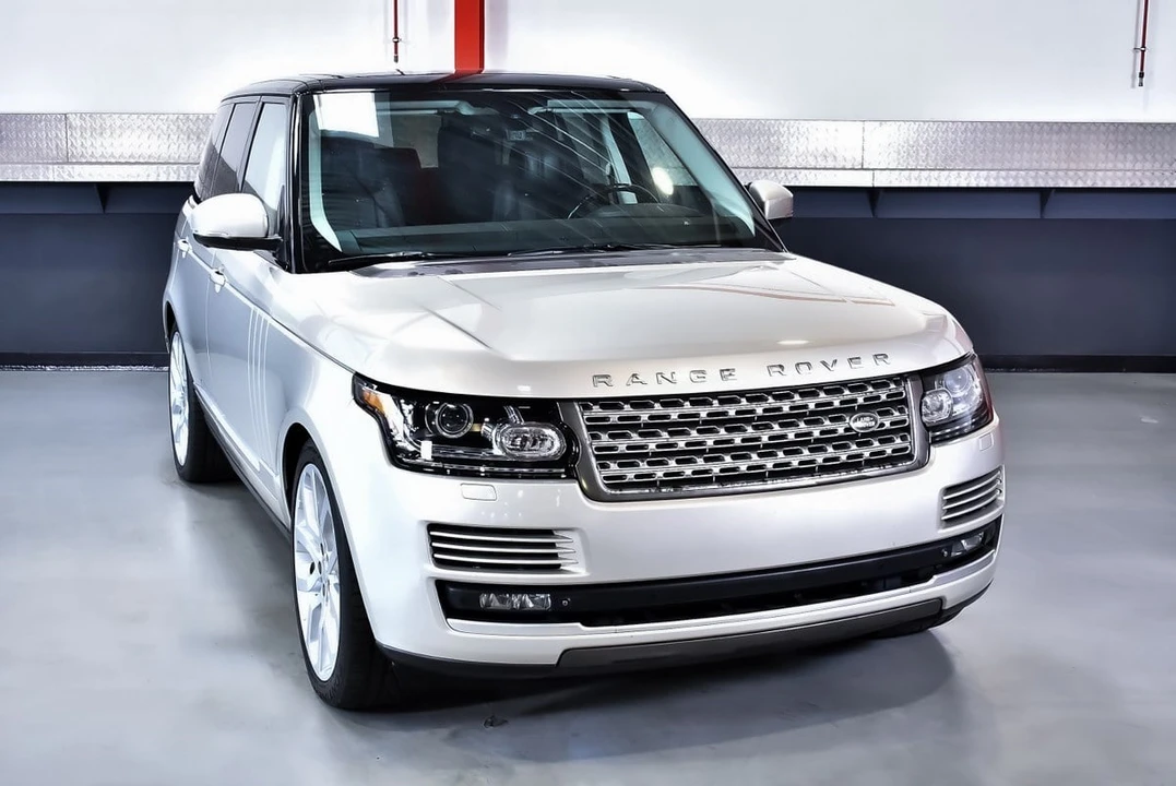 2026 Land Rover Range Rover L405 - Image 4 of 30