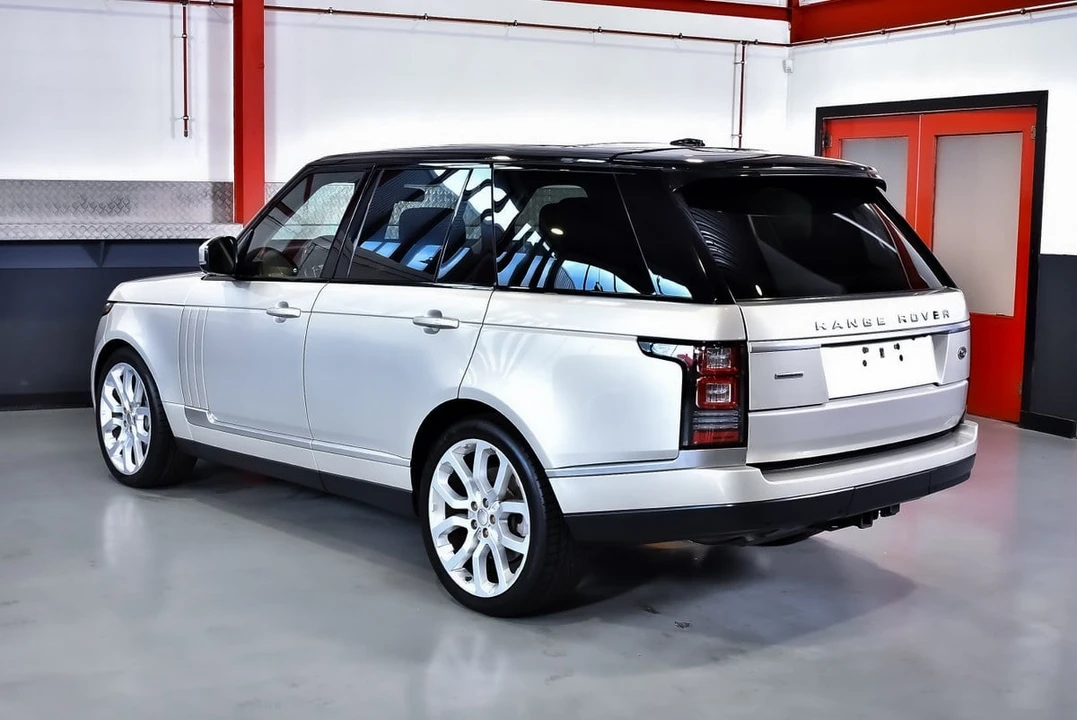 2026 Land Rover Range Rover L405 - Image 18 of 30