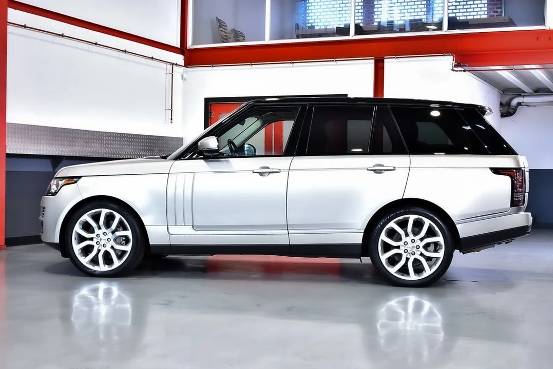 2026 Land Rover Range Rover L405 - Image 23 of 30