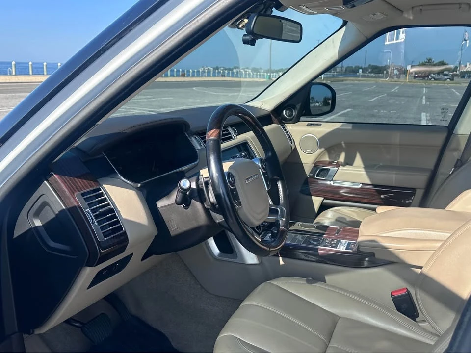 2014 Land Rover Range Rover L405 - Image 12 of 19