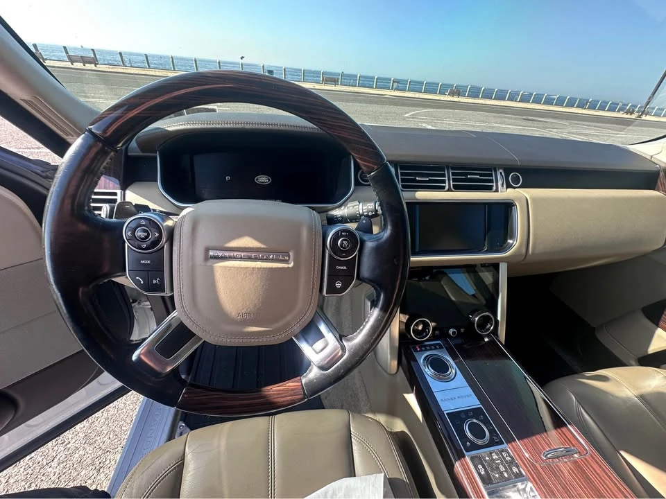 2014 Land Rover Range Rover L405 - Image 16 of 19