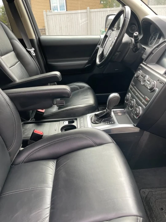 2014 Land Rover Freelander - Image 16 of 16