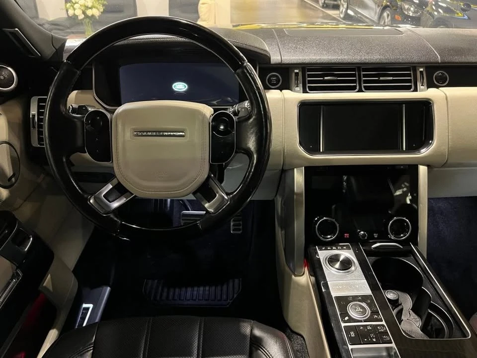2014 Land Rover Range Rover L405 - Image 12 of 20