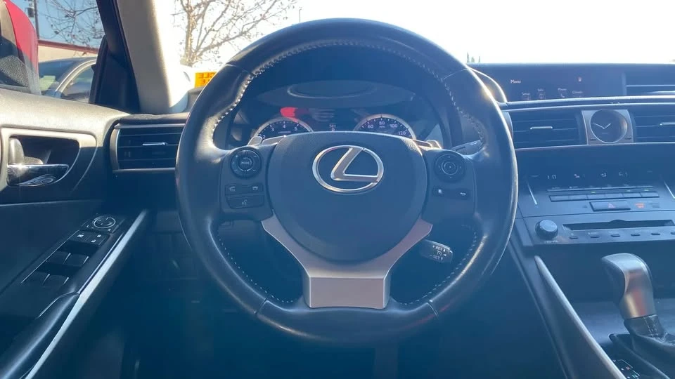 2014 Lexus IS 3rd Gen - Image 19 of 20