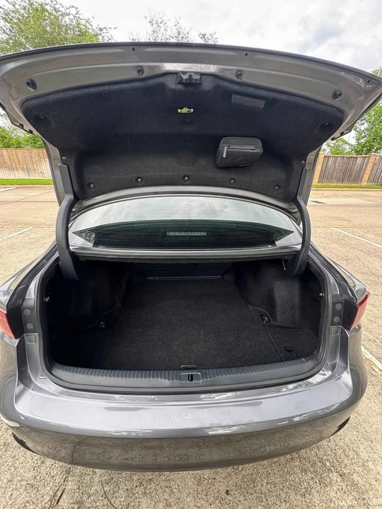 2014 Lexus IS 3rd Gen - Image 18 of 19