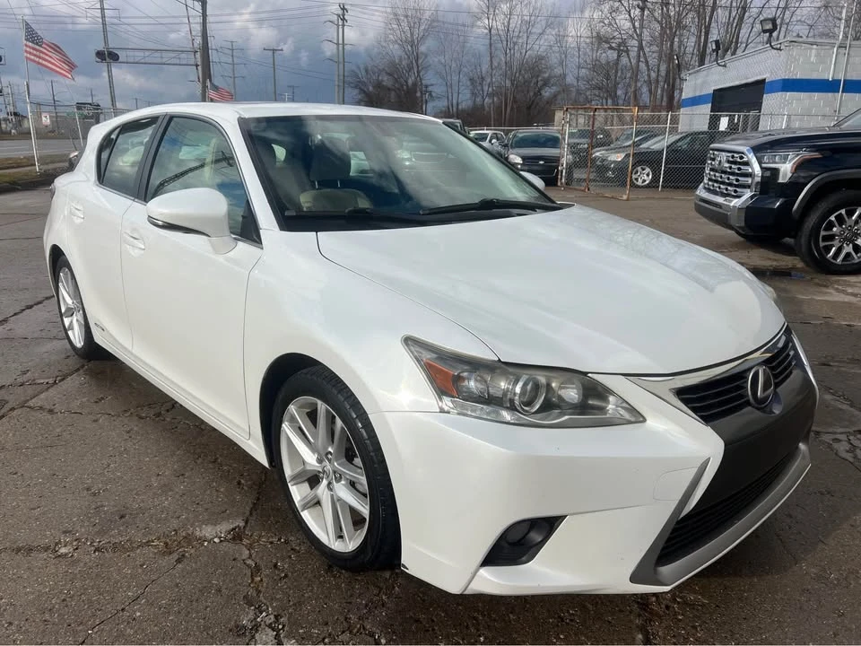 2014 Lexus CT - Image 3 of 20