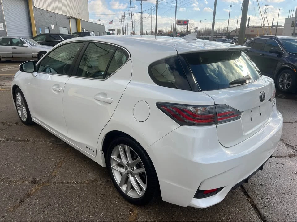 2014 Lexus CT - Image 6 of 20