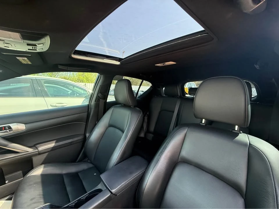 2014 Lexus CT - Image 5 of 5