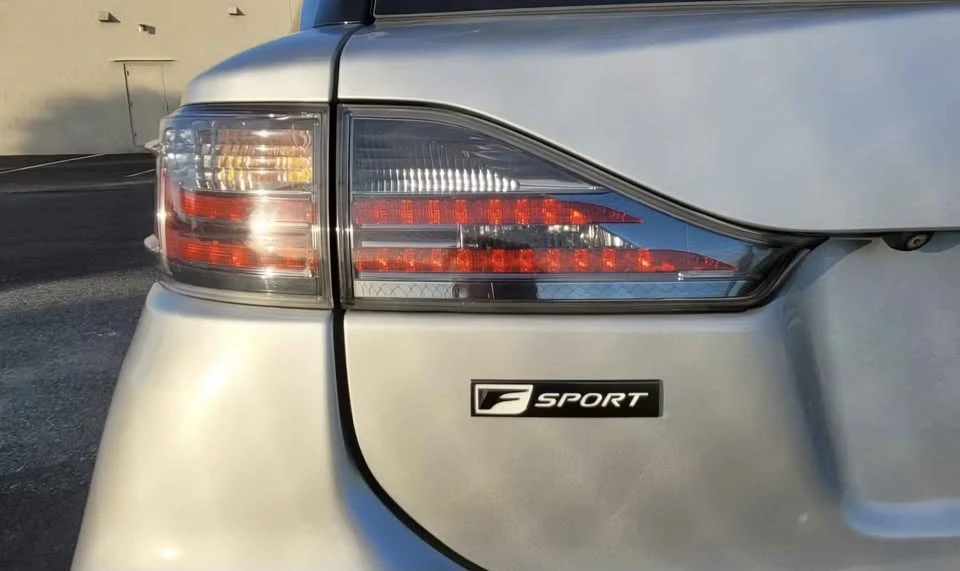 2014 Lexus CT - Image 4 of 8