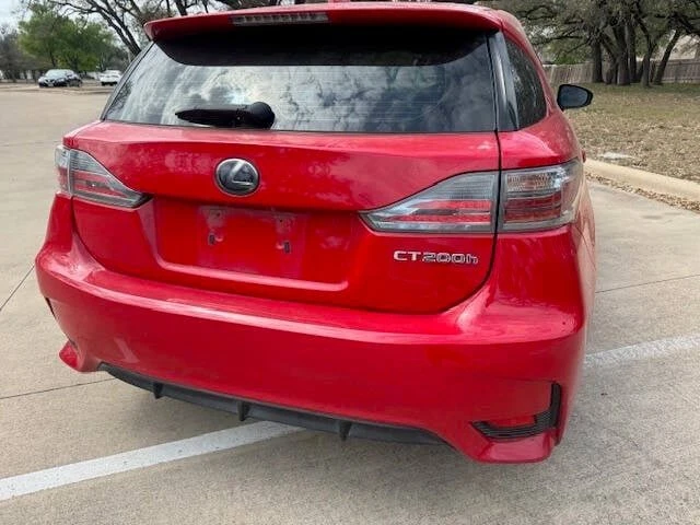 2014 Lexus CT - Image 11 of 20
