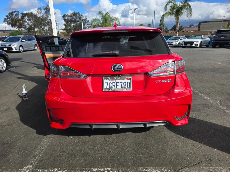 2014 Lexus CT - Image 5 of 10