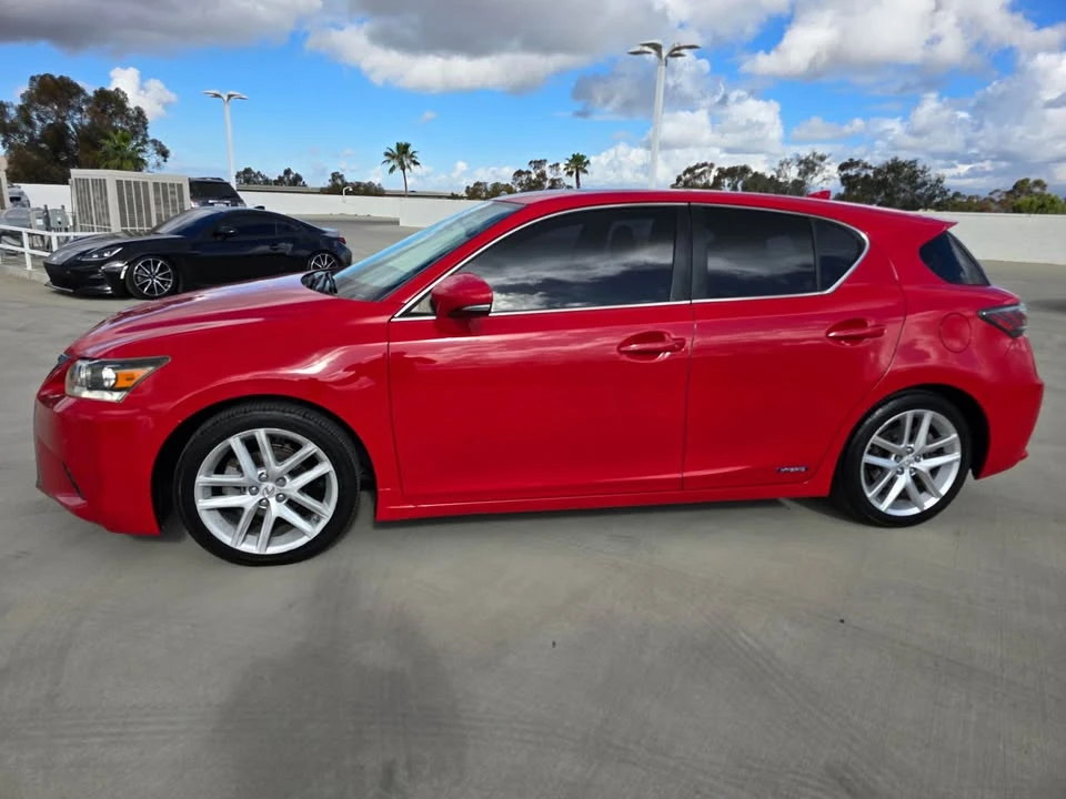 2014 Lexus CT - Image 4 of 10