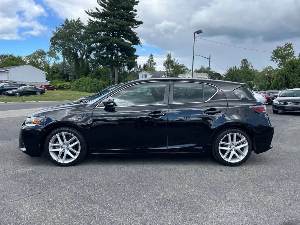 2014 Lexus CT - Image 11 of 20